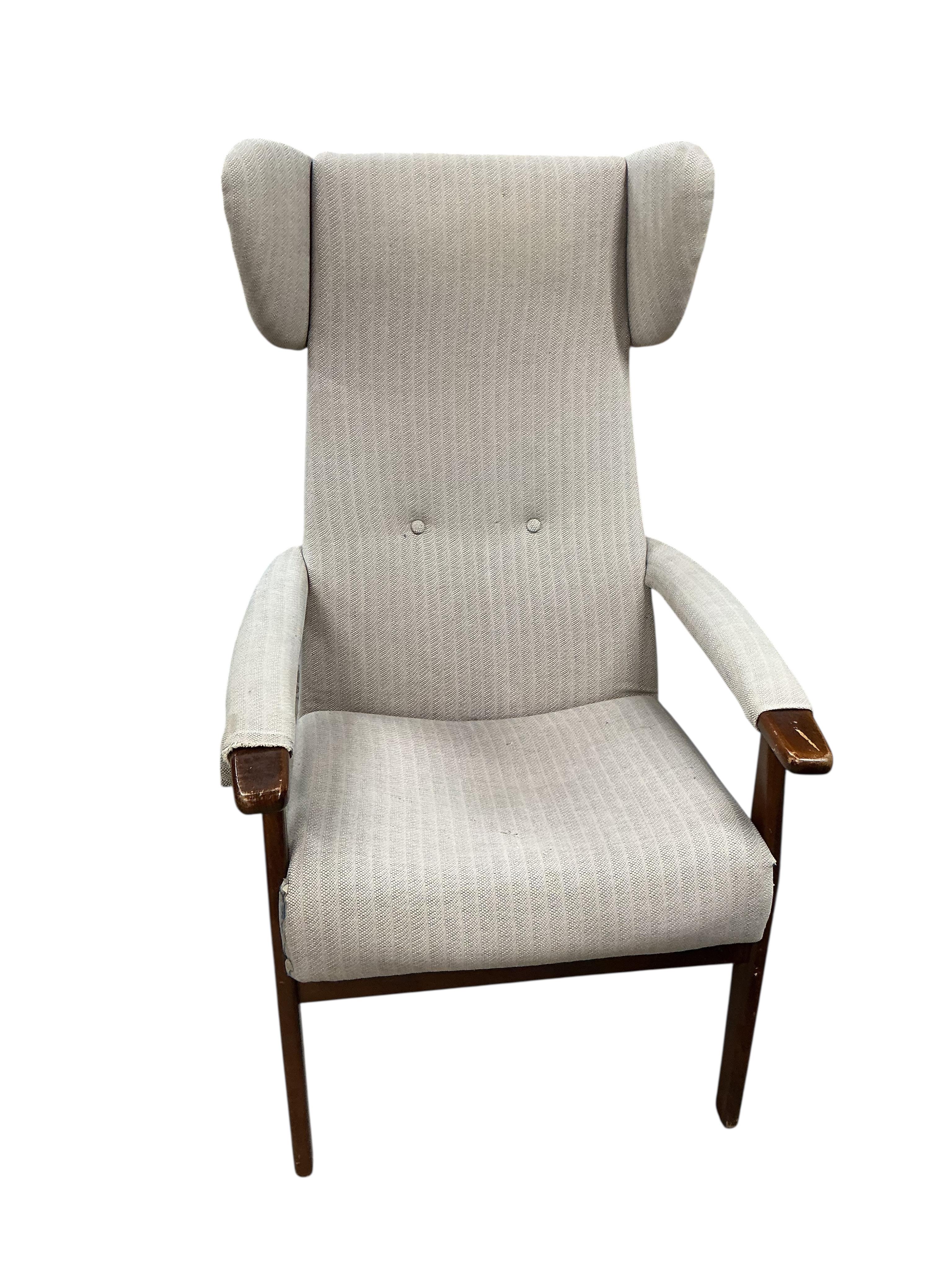 A pair of mid century Parker Knoll wing armchairs, width 66cm, depth 68cm, height 114cm